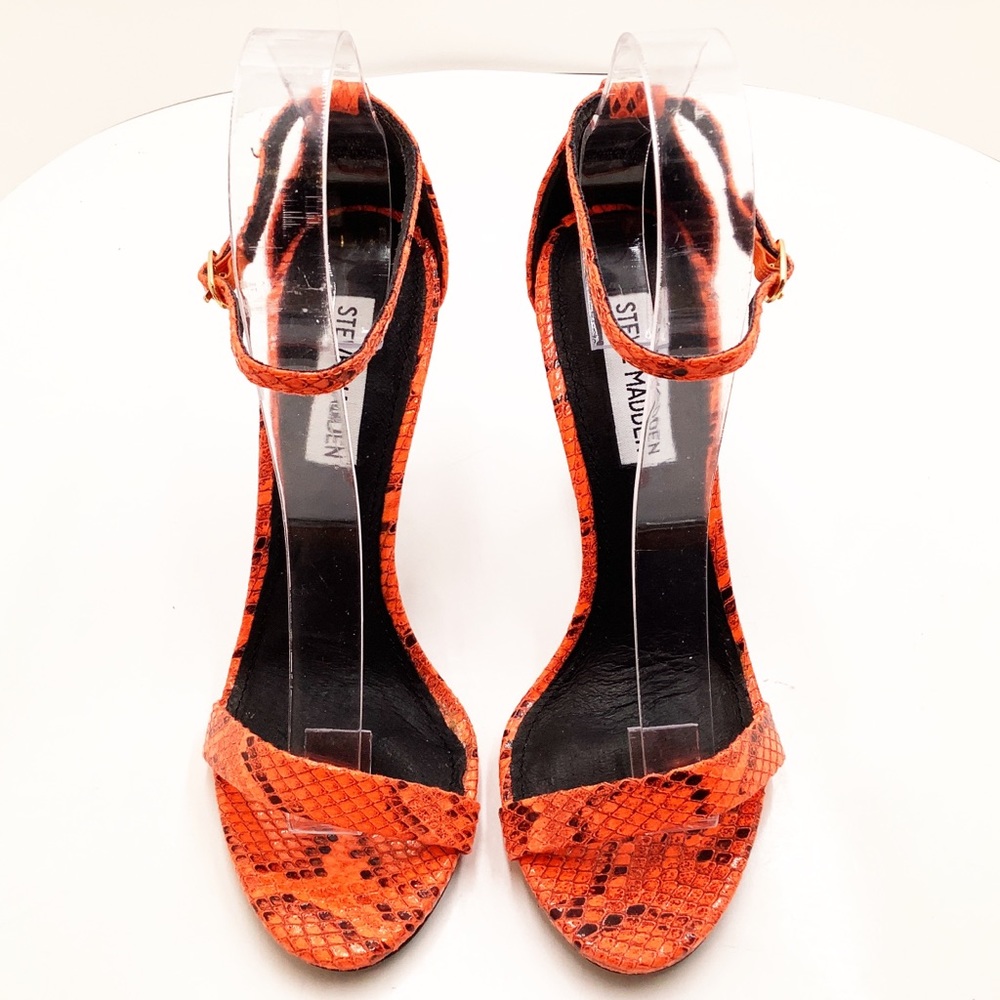 🆕{Steve Madden} Stecy Leather Heels